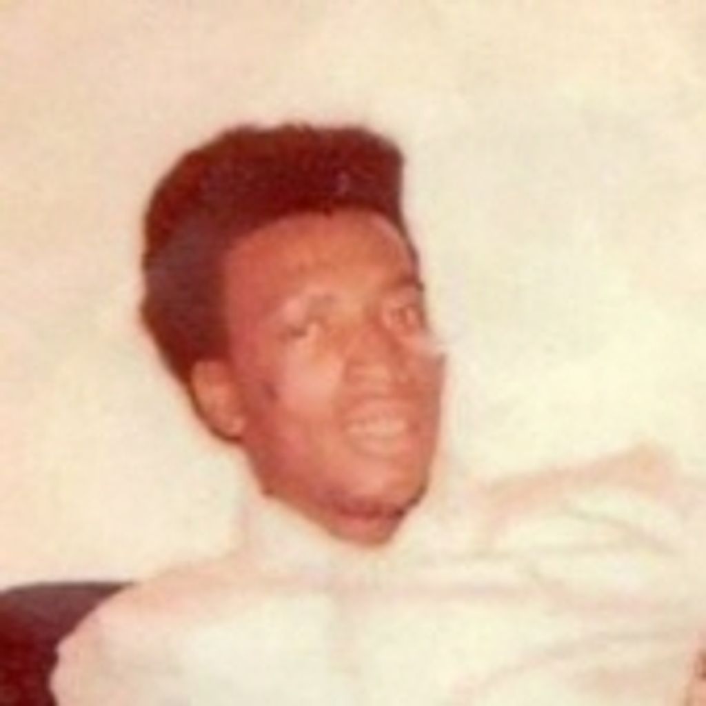 Larry  Burnett Mathews