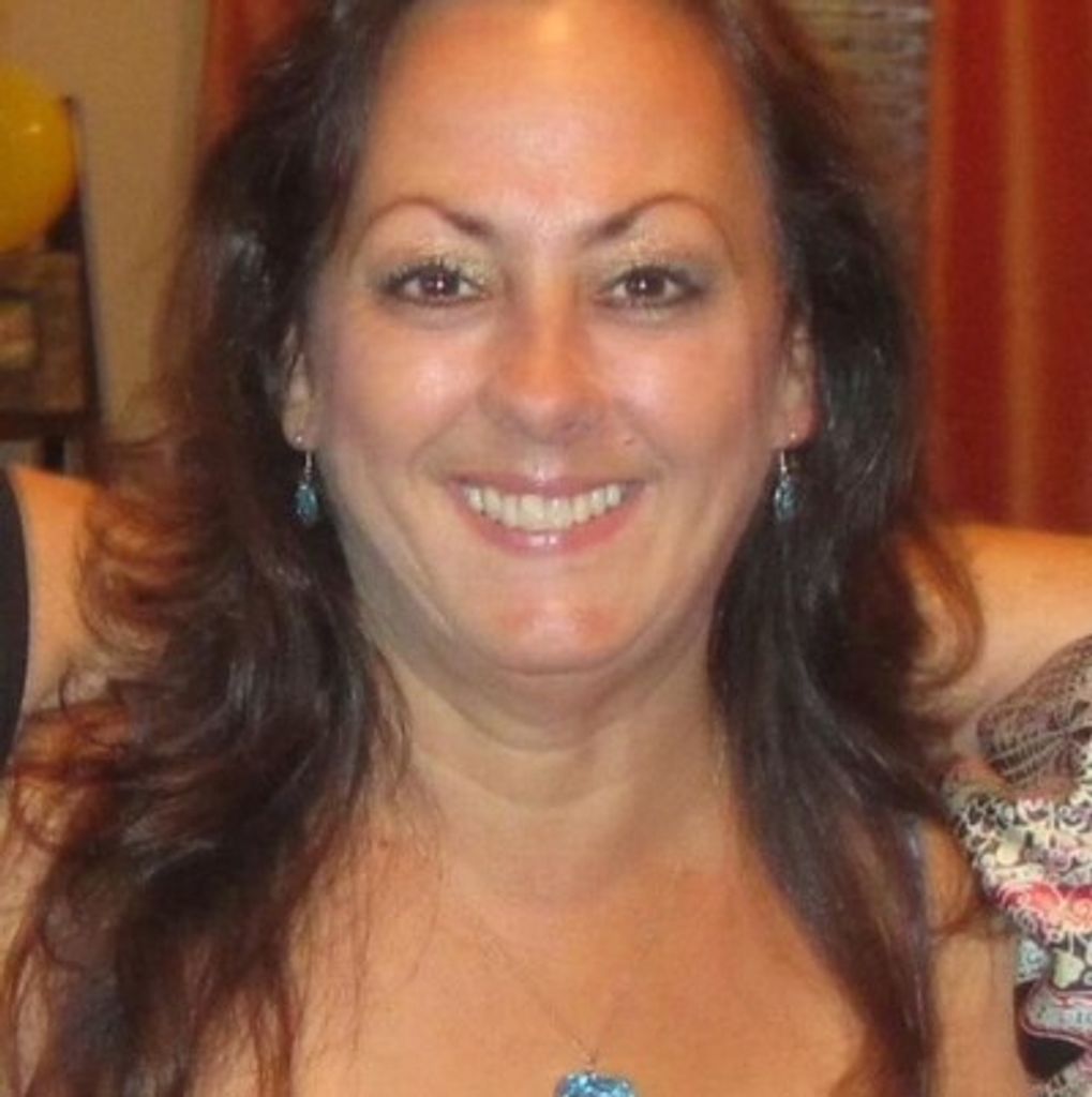 Elizabeth Howard Profile Photo