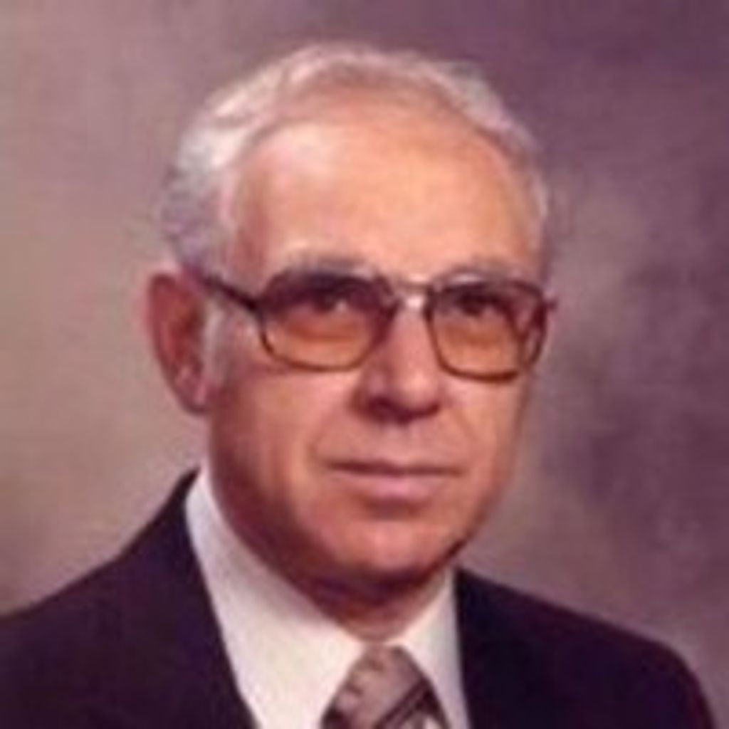 Ralph R Schilling