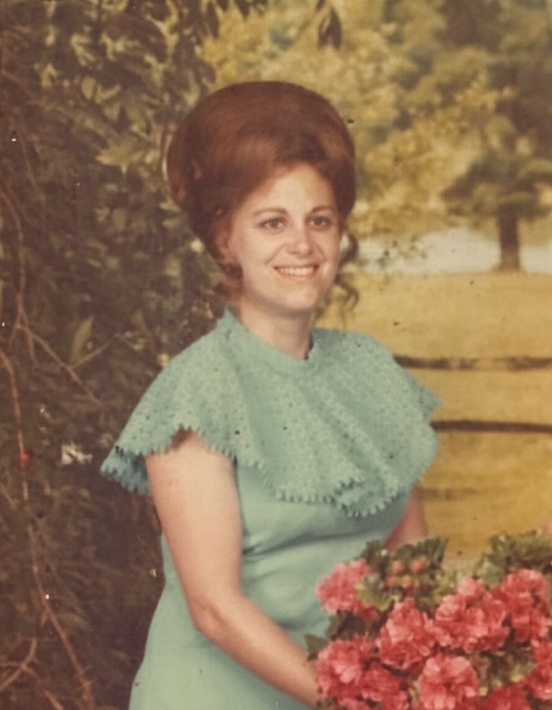 Gloria Zearing Profile Photo