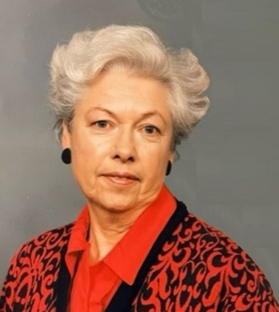 Lottie Morrical Profile Photo