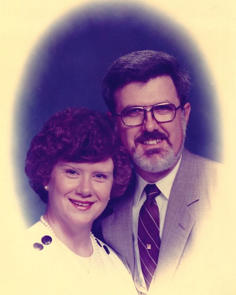 Derek & Sharon Adnams Profile Photo