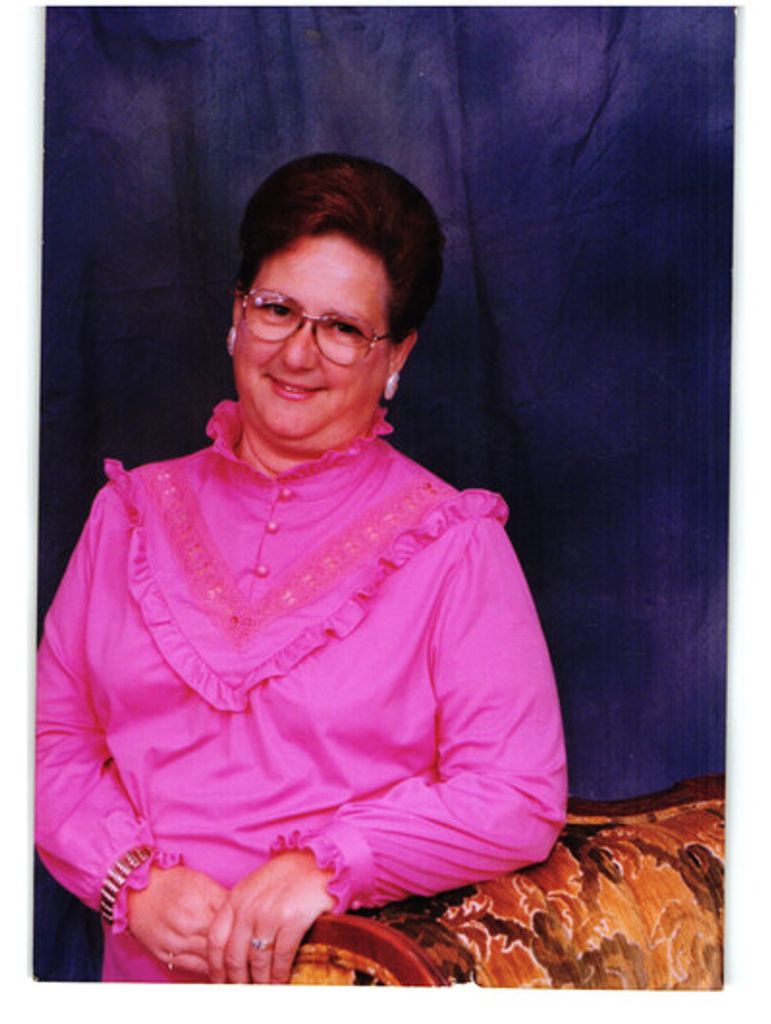 Donna Louise Strong Profile Photo