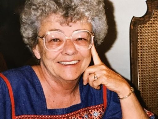 Carol Ann (McClary)  Myers photo gallery thumbnail 26 of 67