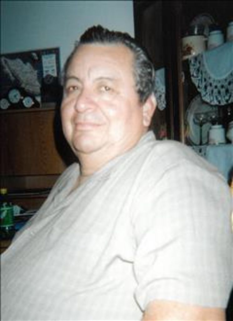 Antonio Diaz Flores Profile Photo