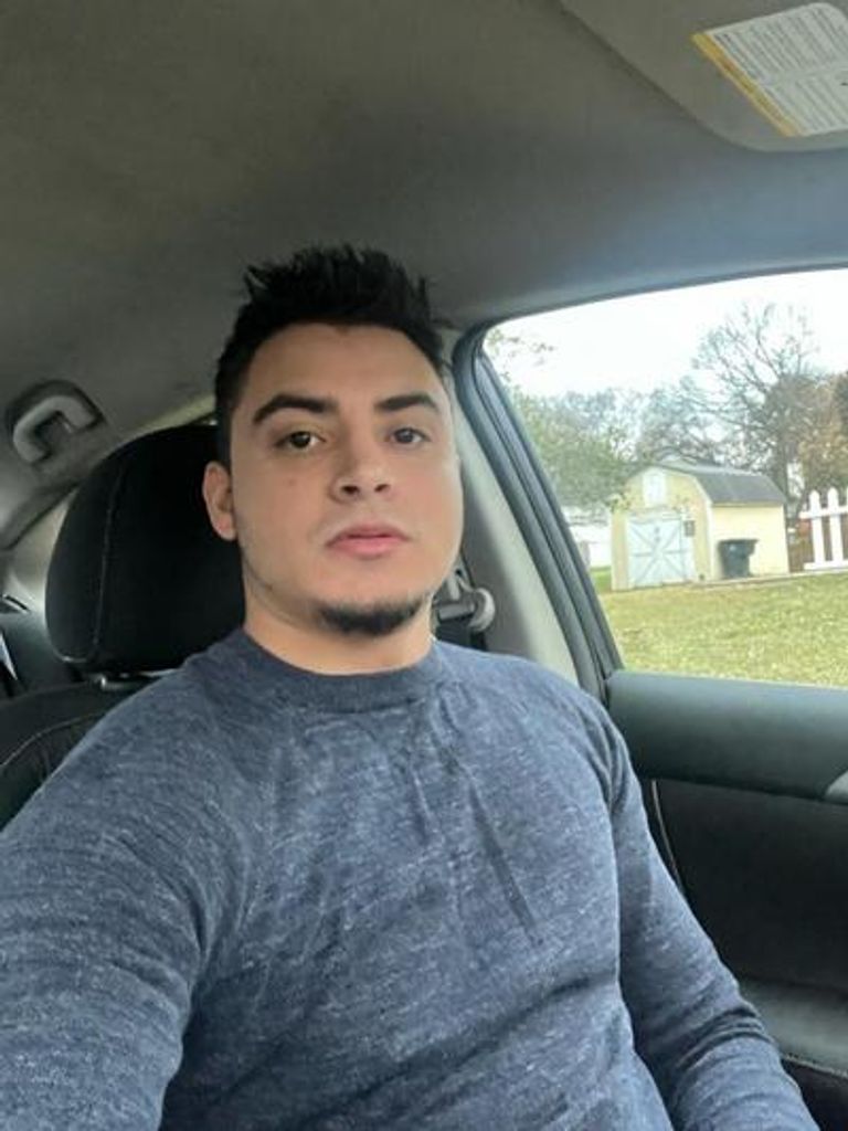 Carlos Eduardo Uzcategui Moreno Profile Photo