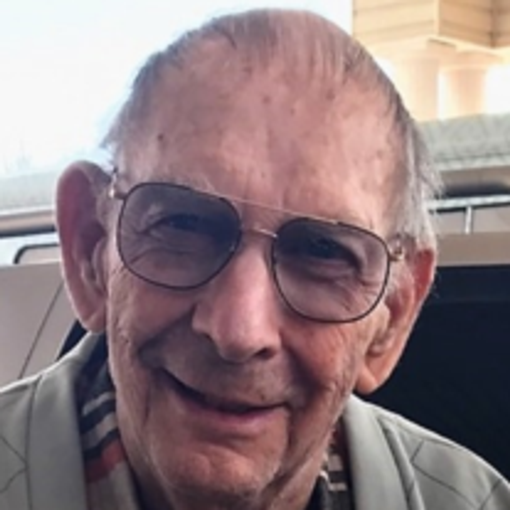Donald  Lee  Walker
