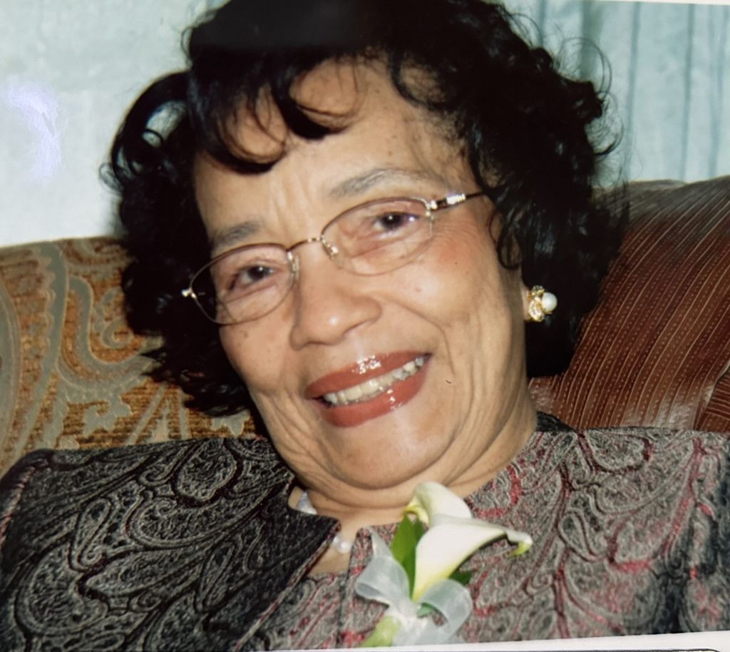 Wilma Gross Rogers Profile Photo