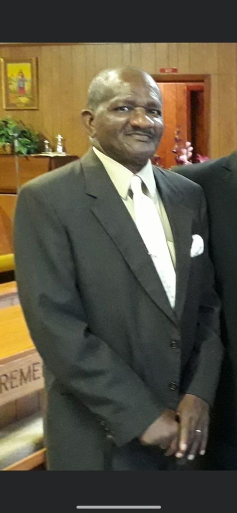 Larry Oneal Simmons Profile Photo