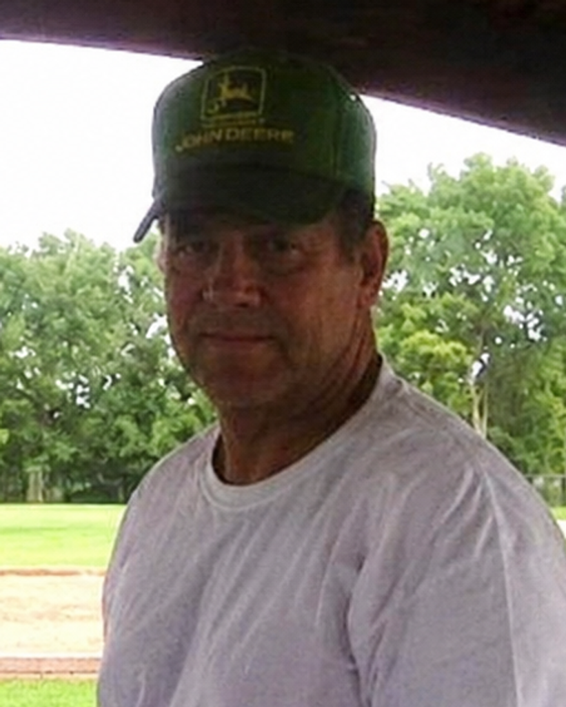 Ermal Ray Tackett, Jr. Profile Photo