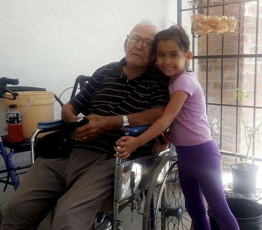 Salomon Cisneros photo gallery thumbnail 57 of 87