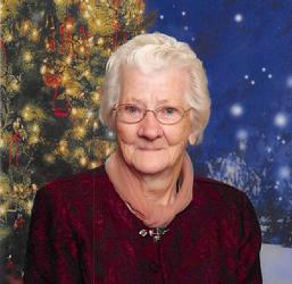 Julia Allie Holmes Profile Photo