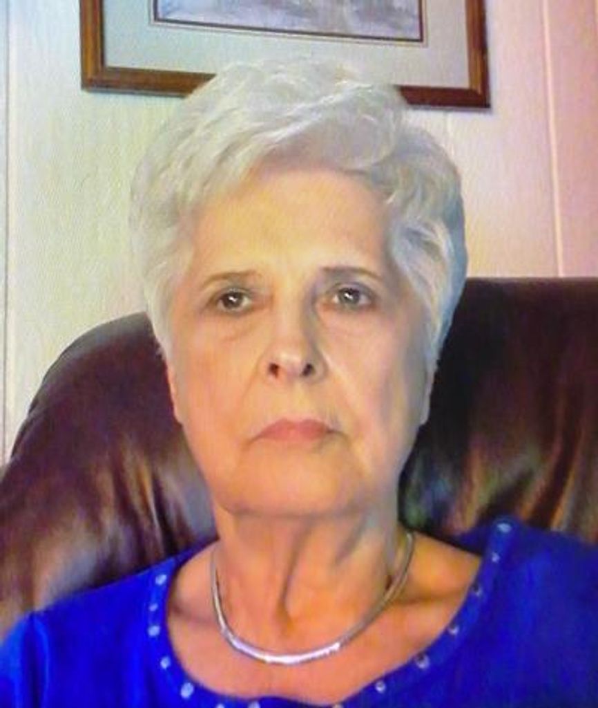 Helen Hodges Bennett Profile Photo