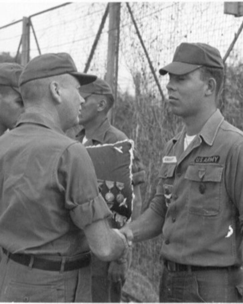 Lloyd Earl Knight Sr.