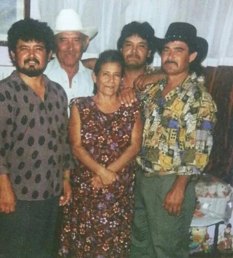 Santos Valdez Sr. photo gallery thumbnail 132 of 151