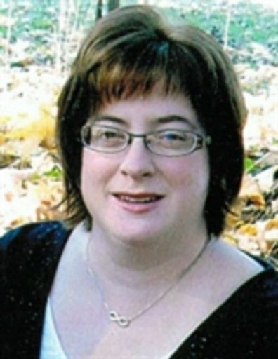 Melissa Farshtchi photo gallery thumbnail 1 of 2
