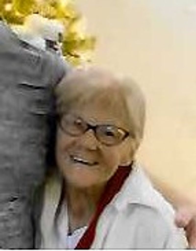 Carol L. (Miller)  Colubriale Profile Photo