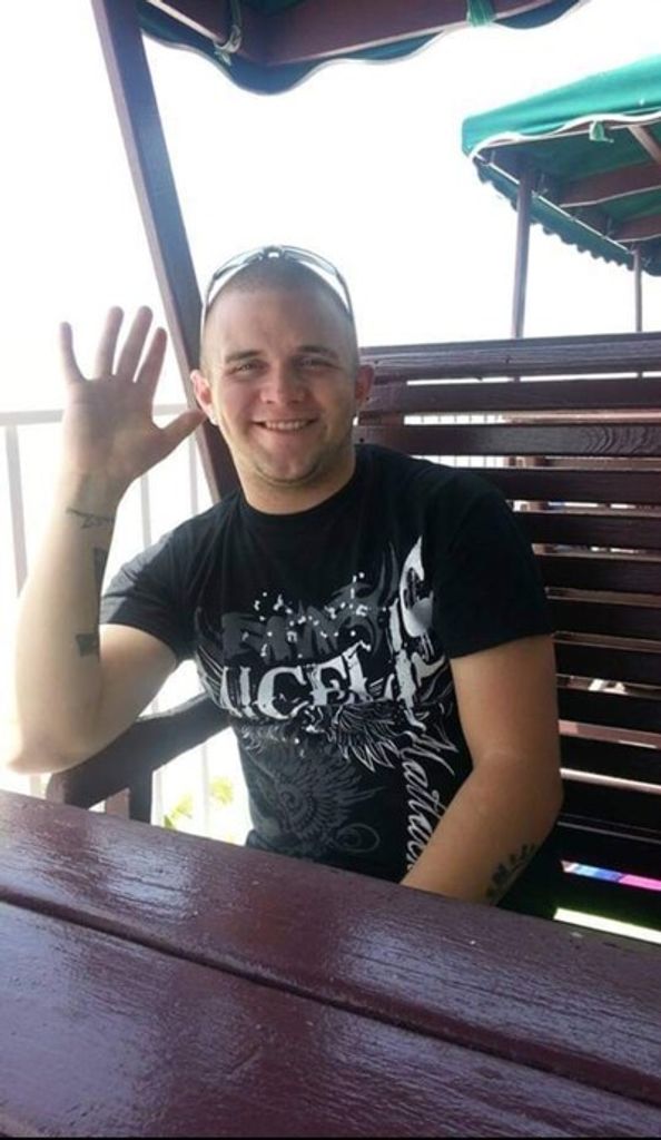 Jesse Michael Stark Profile Photo