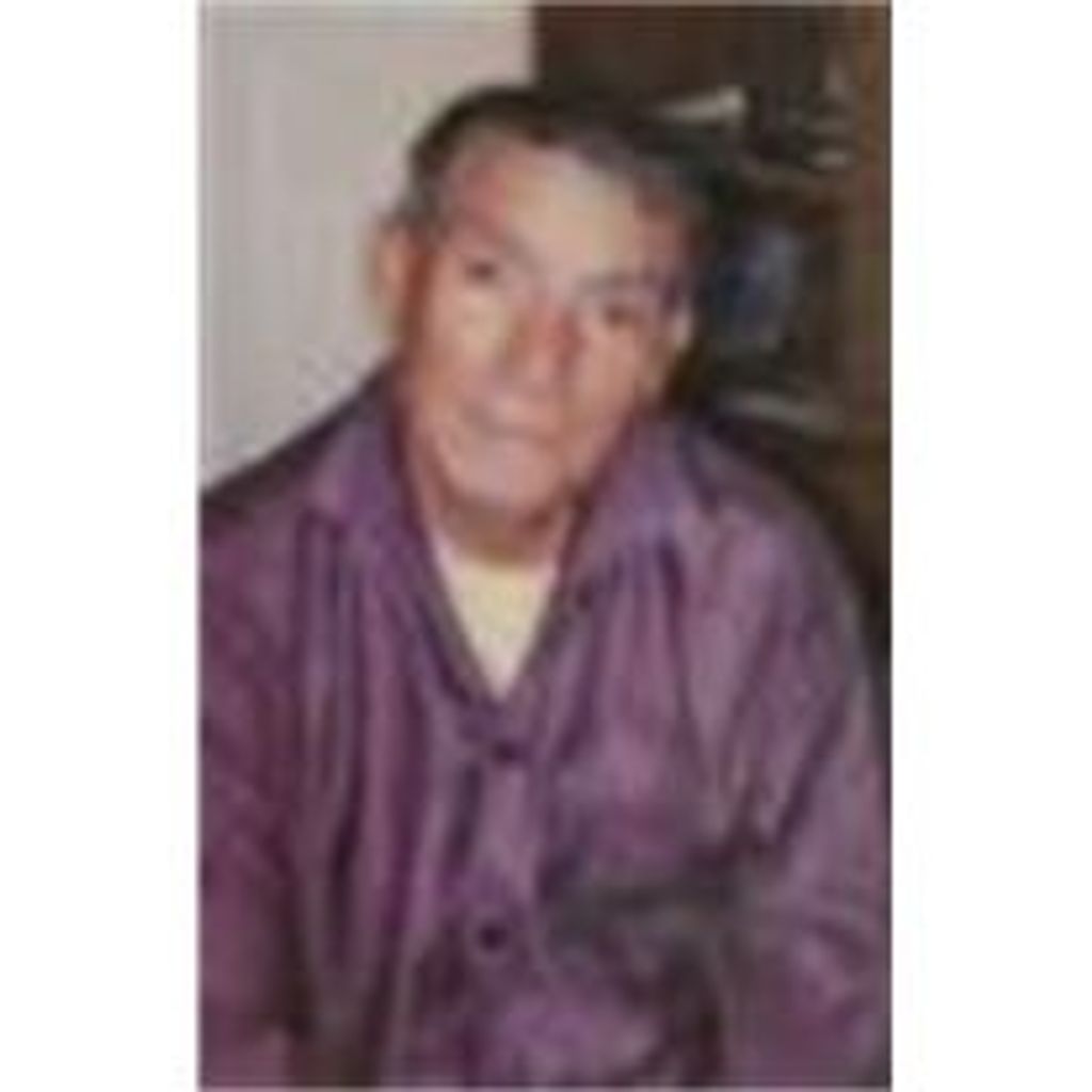 Victor L. - Age 74 - La Puebla Martinez