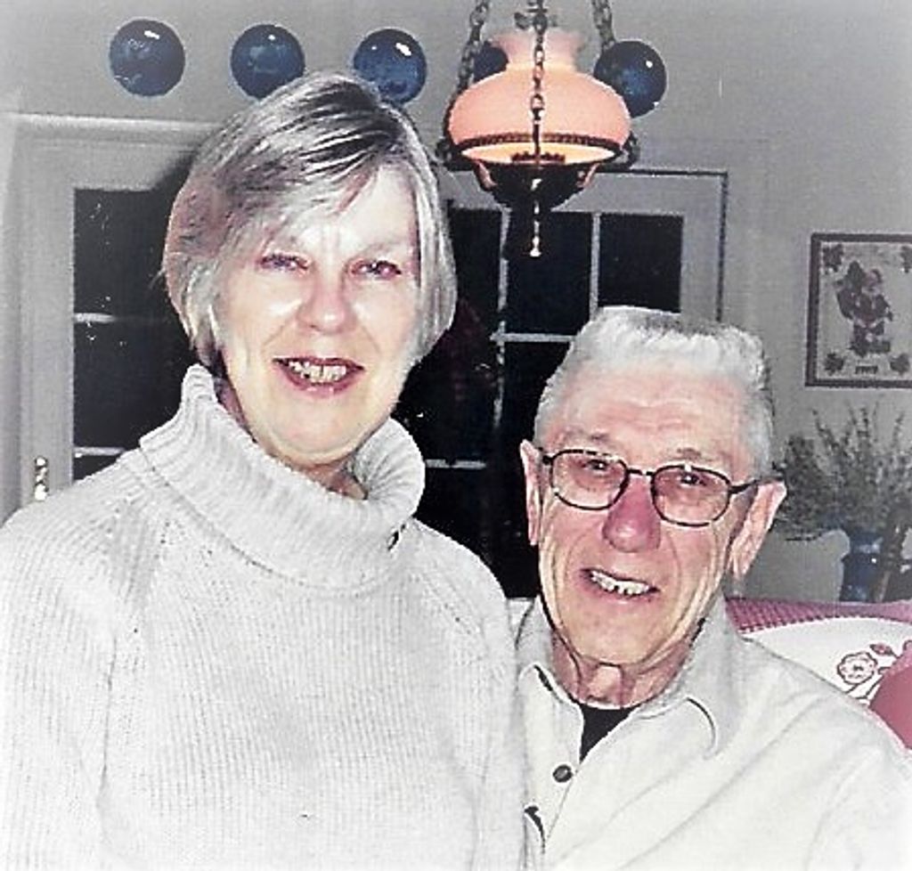 Robert Edward And Linda Lou Carlton
