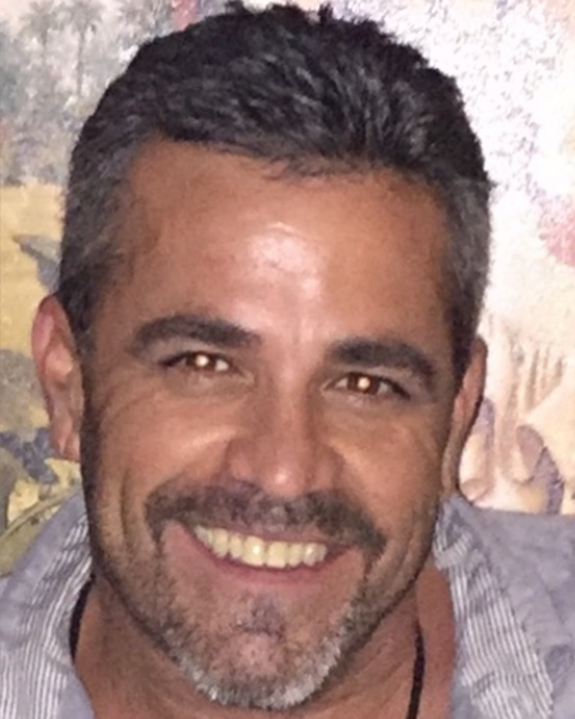 Alfredo Castellon Profile Photo