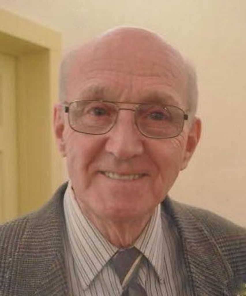 Armand Raymond Couture Profile Photo