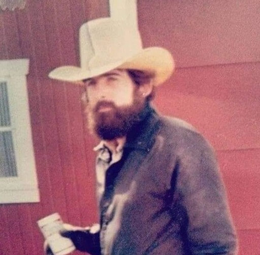 Robert "Bobby" Raux, Jr. Profile Photo