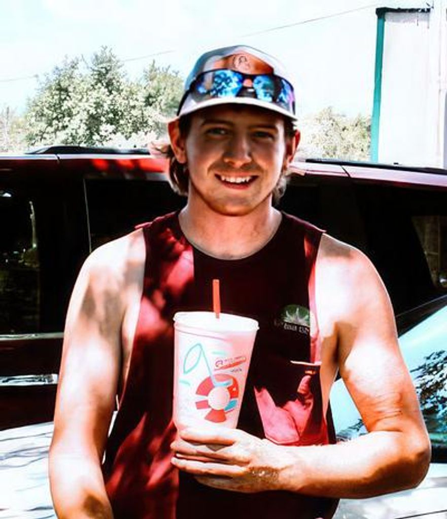 Dylan Lomon Profile Photo
