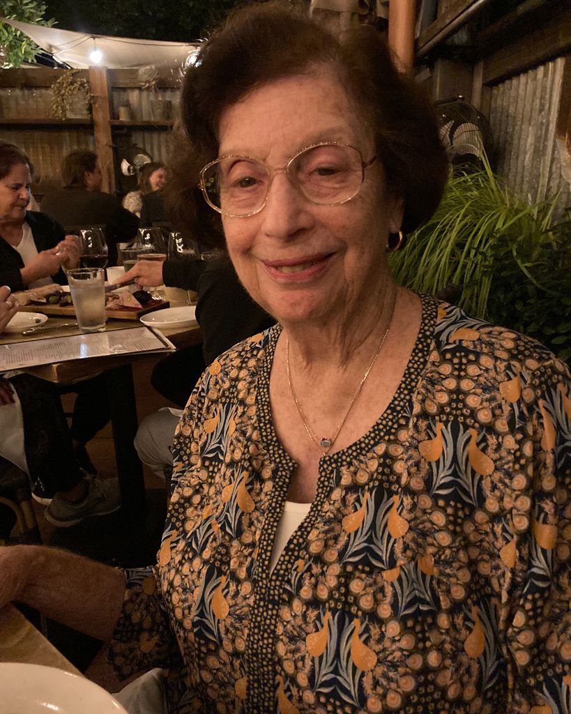 Carol Joyce Levenstein Torelli Profile Photo