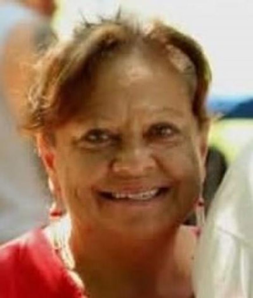 Evelyn I. 'Effie' Yellow