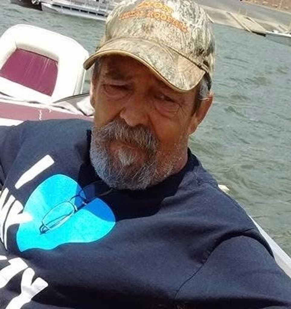 Boyd Leon Hoyle Profile Photo