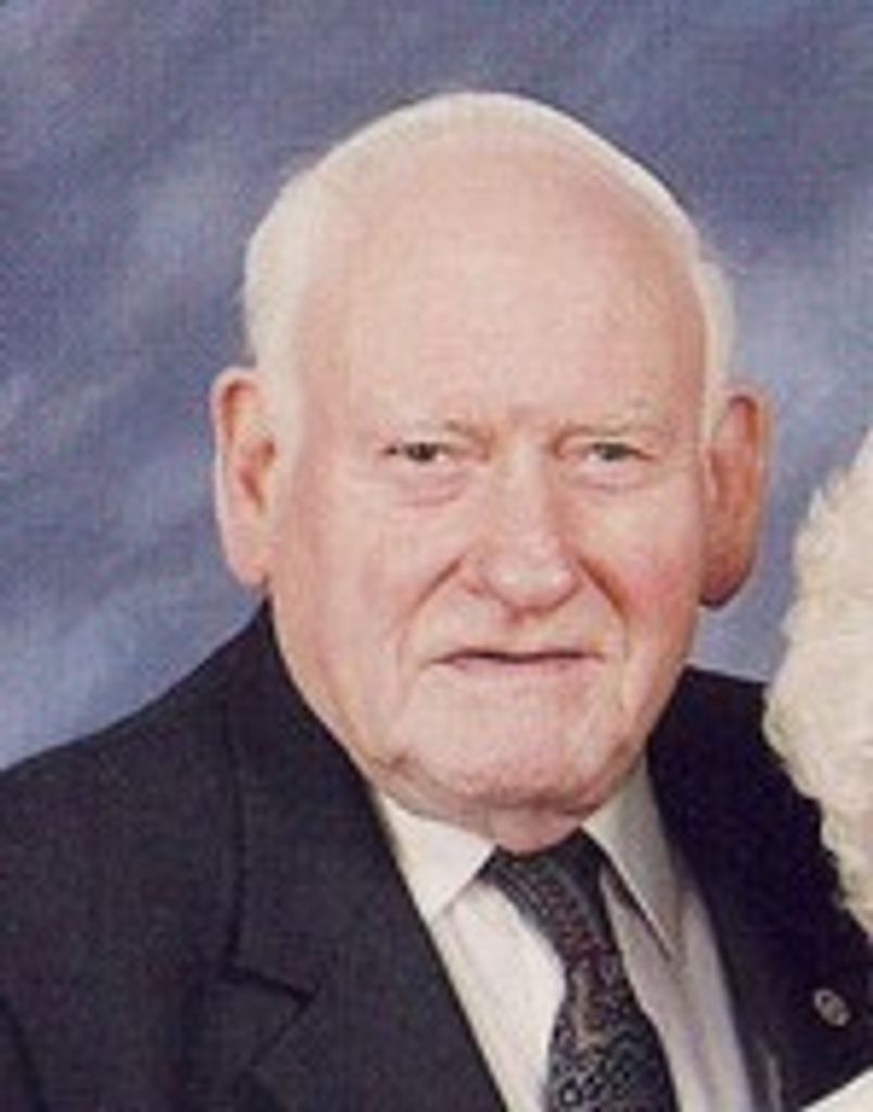 Robert "Bob" Rizeer