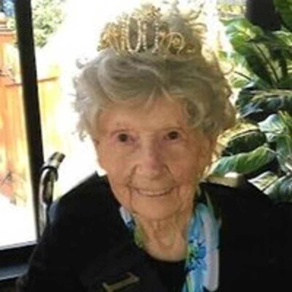 Mae Goenak Profile Photo