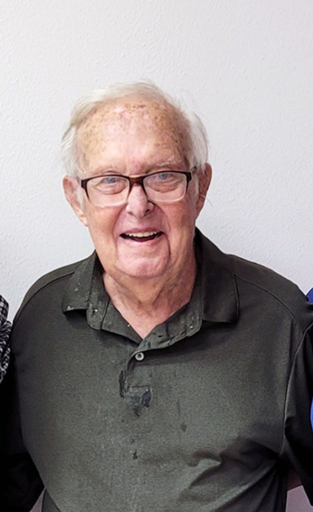 Robert Wilburn English Profile Photo