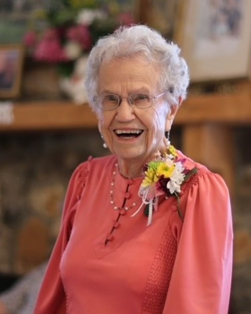 Lake Estelle Waldrop White Profile Photo