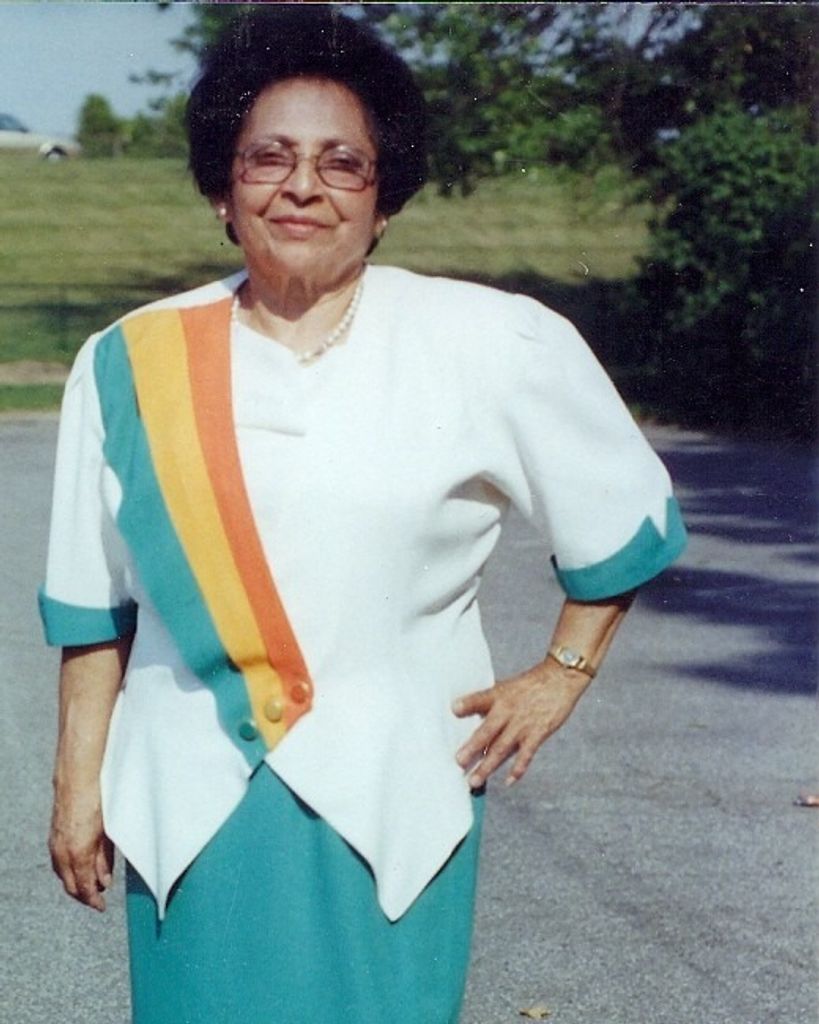 Maisie Richards Profile Photo