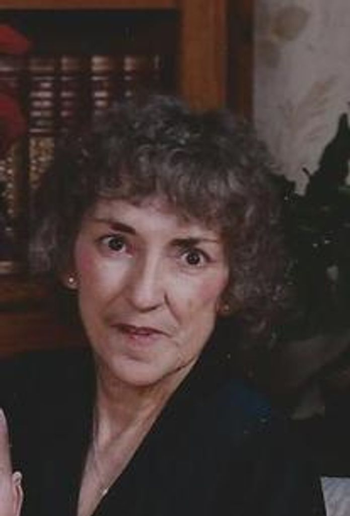 Loretta Mae Hallgarth