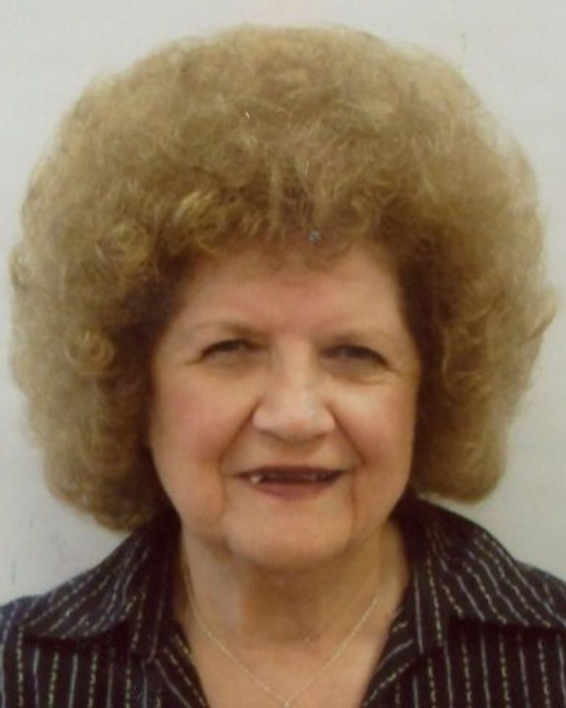 Juanita Nifong Hoots