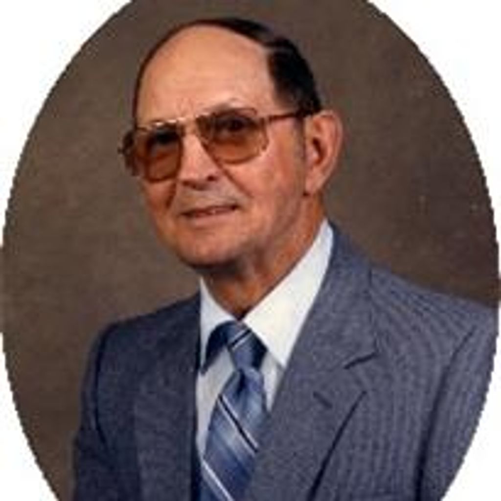 Ellis Tucker