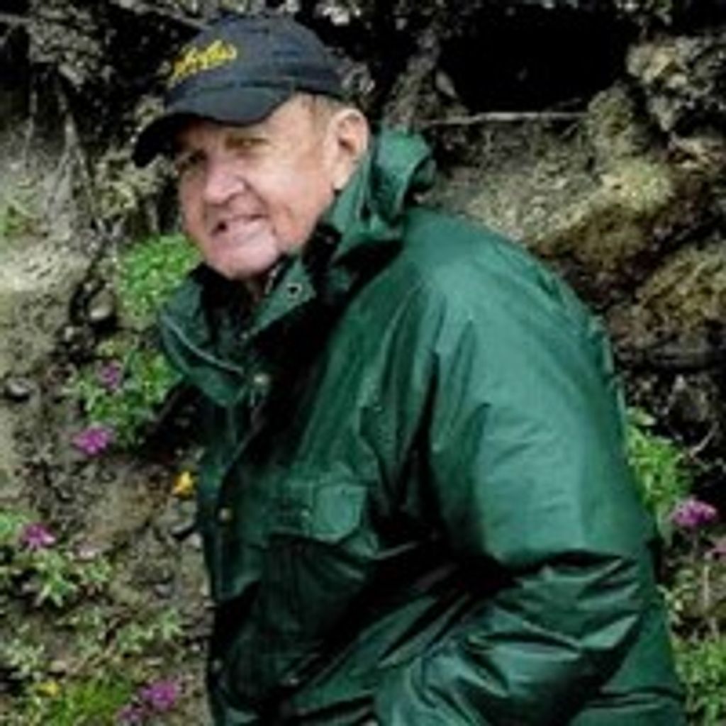 Dr. Larry D Stuckey