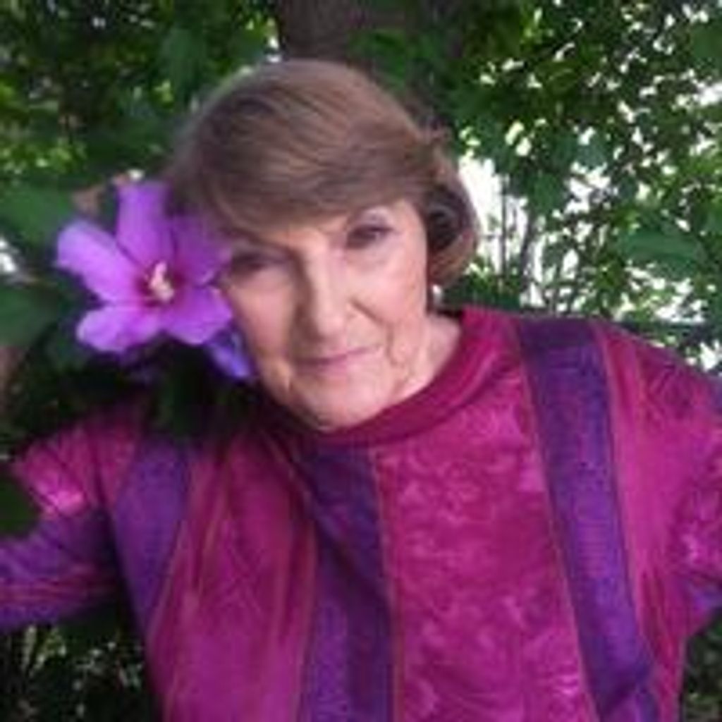 Leola "Lee" Dunn