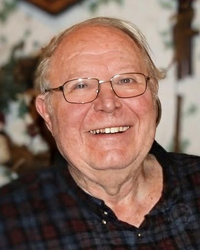 Russell Clifton Schoonover's obituary image