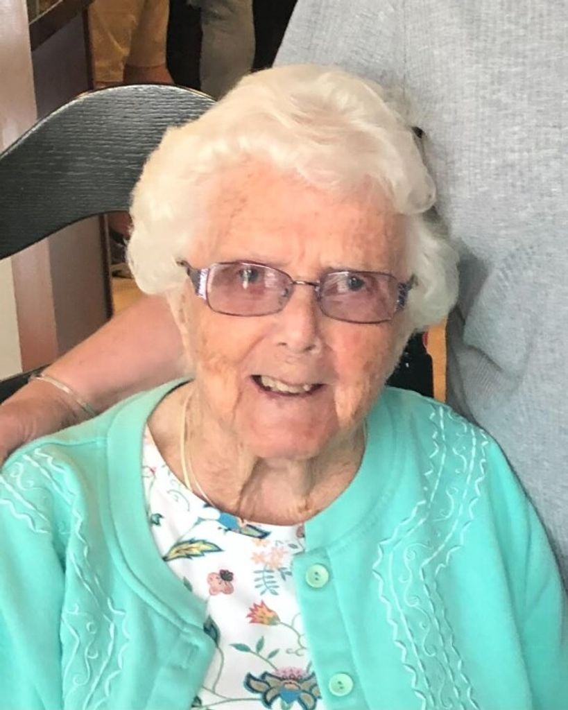Betty E. (Smith)  Dennis