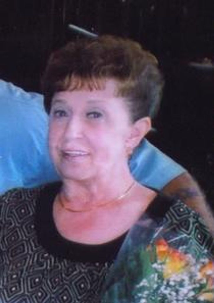 Elizabeth (Onesto)  Nelson