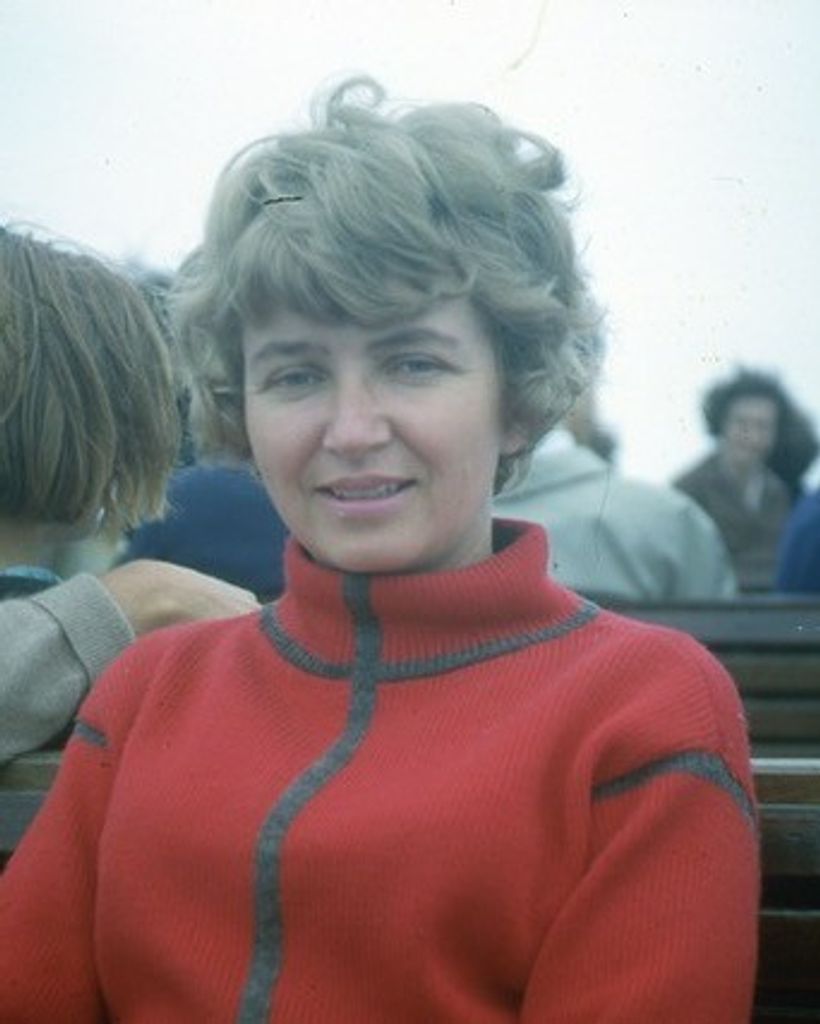 Mary Elizabeth O'Loughlin Profile Photo