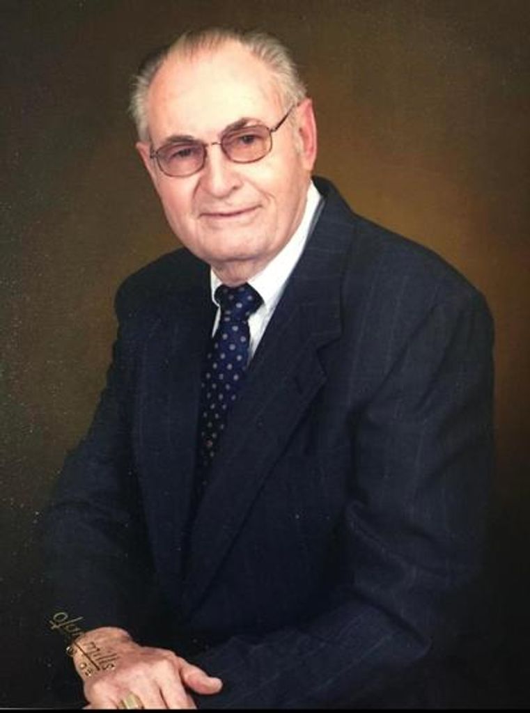 E L Thorne Profile Photo