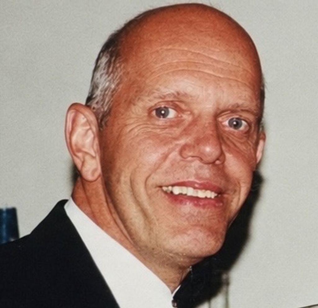 Carl Arthur Lundin Profile Photo