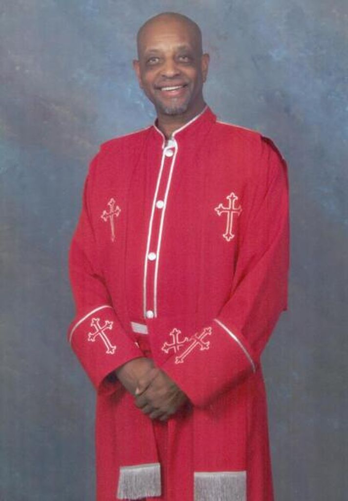 Bishop Ernest Davis Jr. Profile Photo