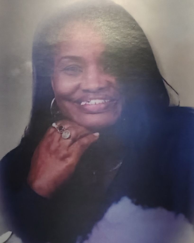 Versie Lee Lewis Profile Photo