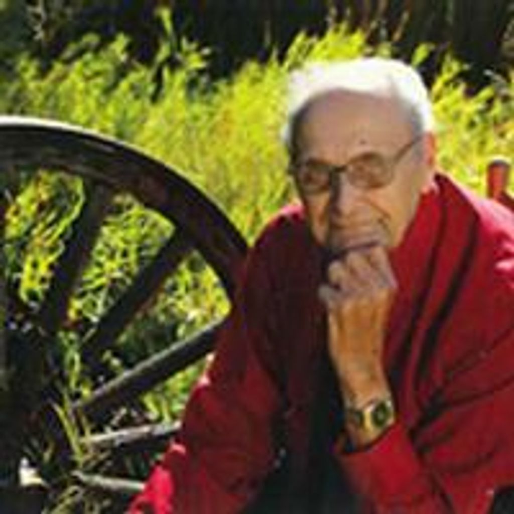 Donald  E. Pankratz